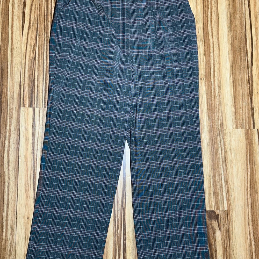 Sag Harbor Men's Plaid Pants - Black/Gray and Red